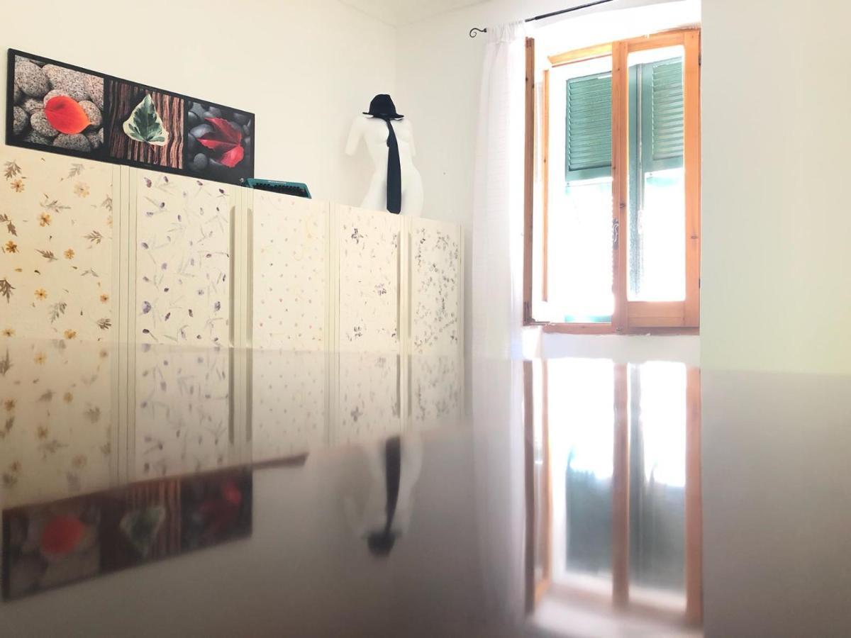 Monna Catarina B&B Sassari Bagian luar foto